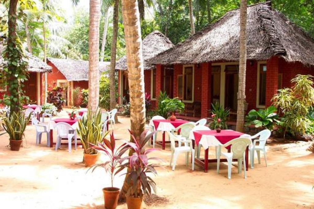 Ideal Ayurvedic Resort Kovalam Exterior photo